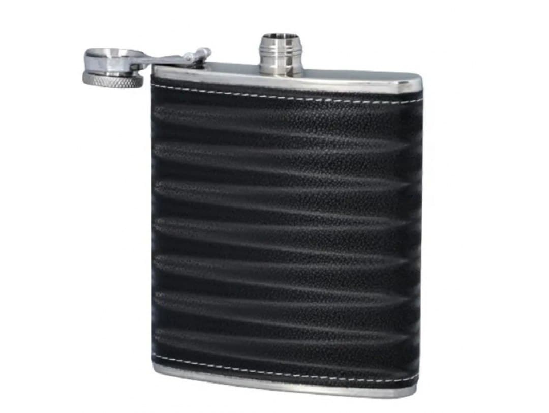 Piersiówka metalowa czarna stal nierdzewna 240ml